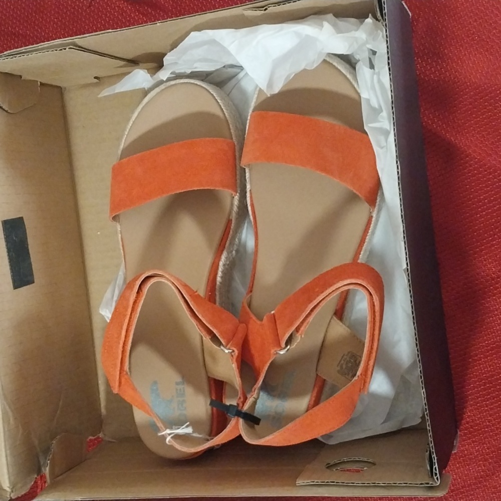 Sorel "Cameron Flatform Sandal, Size 10.5